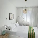 Stylish And Modern 2-room In Center Appartement *