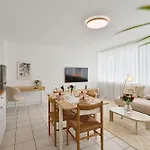 Stylish And Modern 2-room In Center Wuppertal