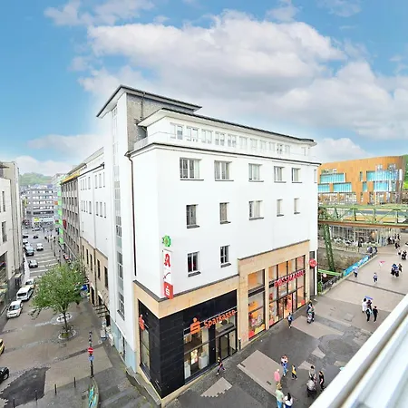 Stylish And Modern 2-room In Center 伍珀塔尔