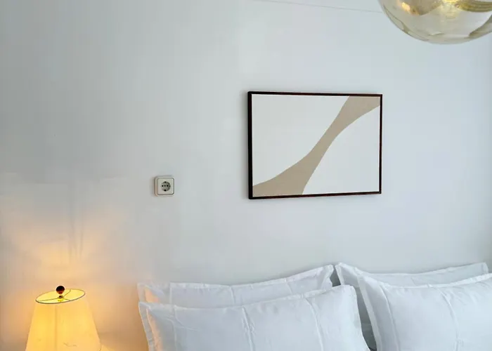 Stylish And Modern 2-room In Center Wuppertal