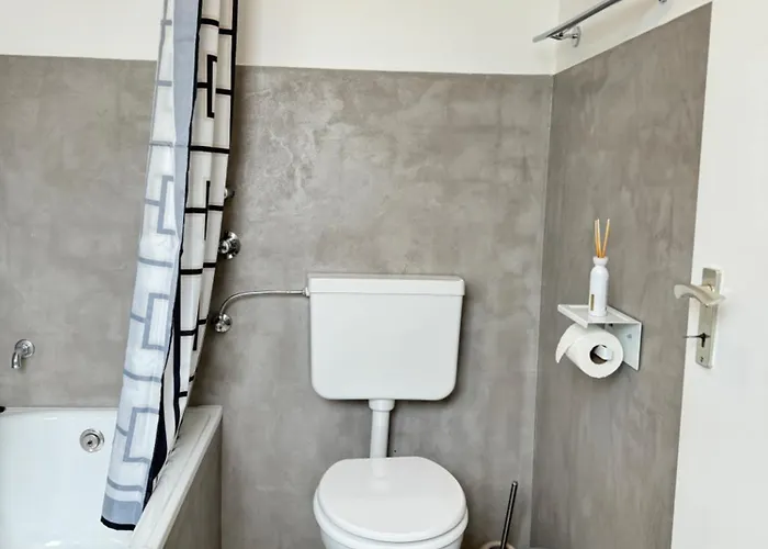 公寓 Stylish And Modern 2-room In Center 伍珀塔尔