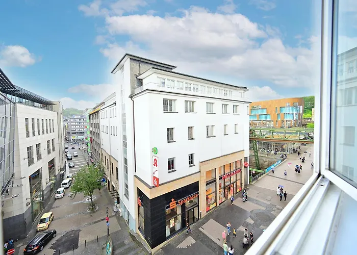 Stylish And Modern 2-room In Center Wuppertal